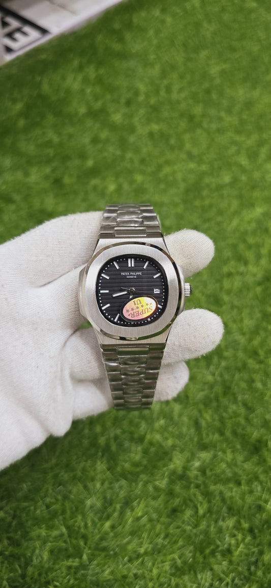 Patek Philippe Nautilus(Silver Straps)